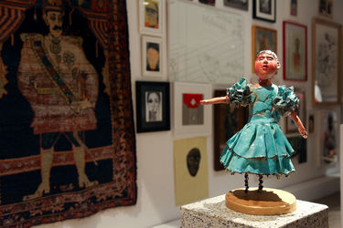 نمایشگاه چهره / تصویری از خود به انتخاب فریدون آو