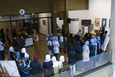 نمایشگاه آثار نقاشی هنرمندان کم توان ذهنی در گالری اصلی فرهنگسرای نیاوران