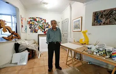 Avant-garde artist Mohsen Vaziri-Moghaddam dies at 94