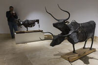 Aref Roudbari Exhibits Sculptures in Cama Gallery