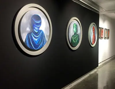 ببینید: طلا درنگی با نقاشی‌های متفاوتش در گالری ثالث