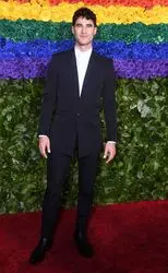 rs_634x1024-190609151811-634-darren-criss-tony-awards-me-6919