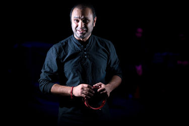 نمایش "سیم و سرمه" در تئاتر شهر