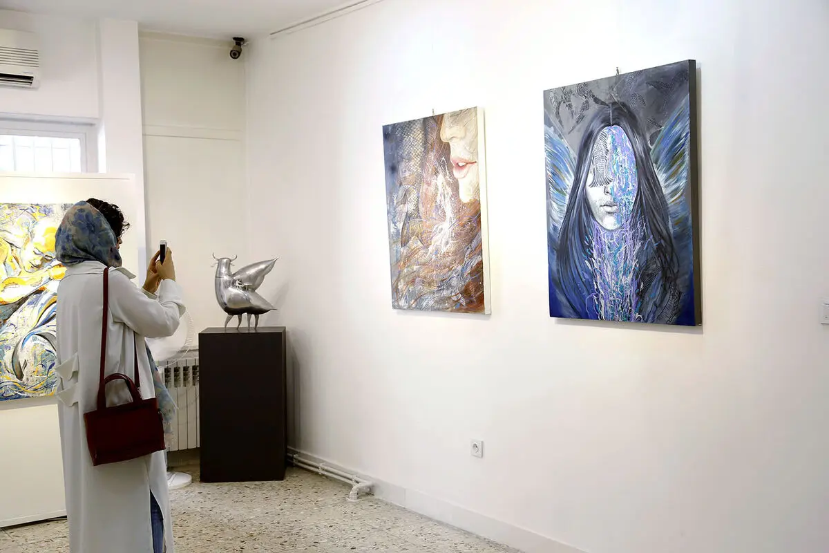نمایشگاه نقاشی پگاه صمیمی در گالری نگاه