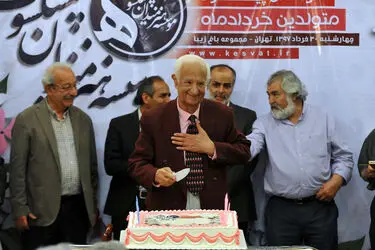 تجلیل از هنرمندان پیشکسوت متولد خرداد ماه