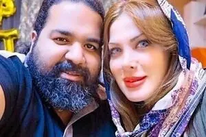 همخوانی رضا صادقی با همسر و دخترانش/ فیلم