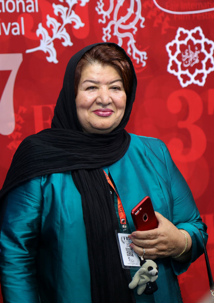سومین روز سی و هفتمین جشنواره جهانی فیلم فجر در پردیس چارسو