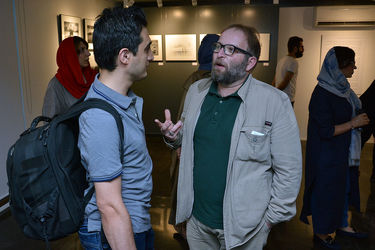 نمایشگاه گروهی عکس از 77 هنرمند در گالری ایوان