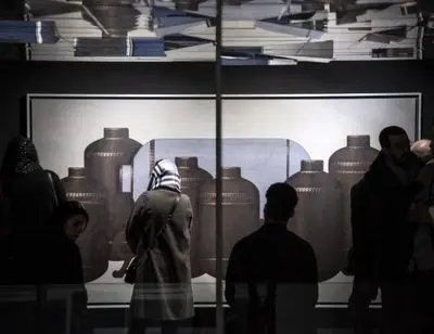 ببینید: نقاشی‌های عجیب از سکرات