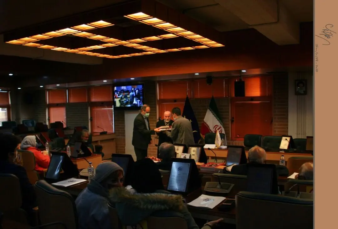 مراسم اهدای جوایز برگزیدگان دومین جایزه آینه دار دوران در فرهنگستان هنر