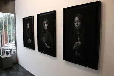 نمایشگاه آثار برگزیدگان جواهرسازی هنری معاصر در گالری آریا