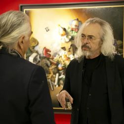 واحد خاکدان گالری ماه