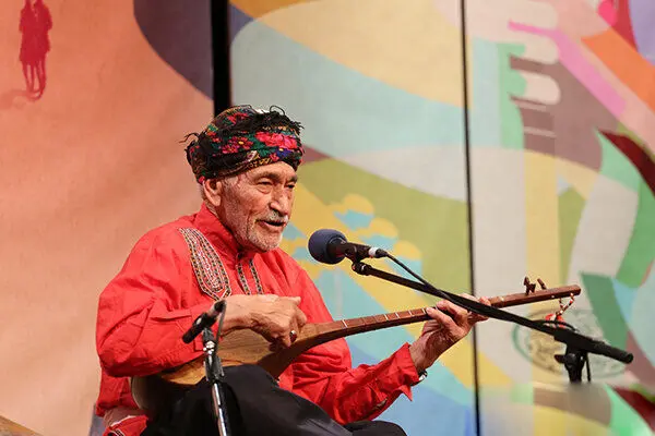 سکته مغزی دوتار نواز ایرانی/ نیمی از بدن این هنرمند از کار افتاد