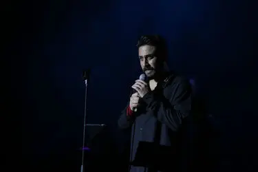 کنسرت روزبه بمانی در برج میلاد