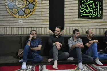 مراسم ختم زنده یاد داریوش اسدزاده در مسجد بلال