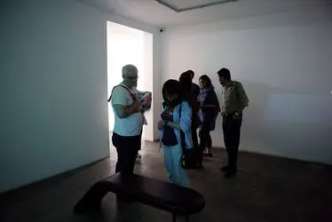 نمایشگاه چیدمان مونا آقابابایی با عنوان «مطالعه در سطح» در گالری اُ