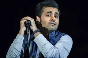 Ebrahimi Stages ‘Tick’