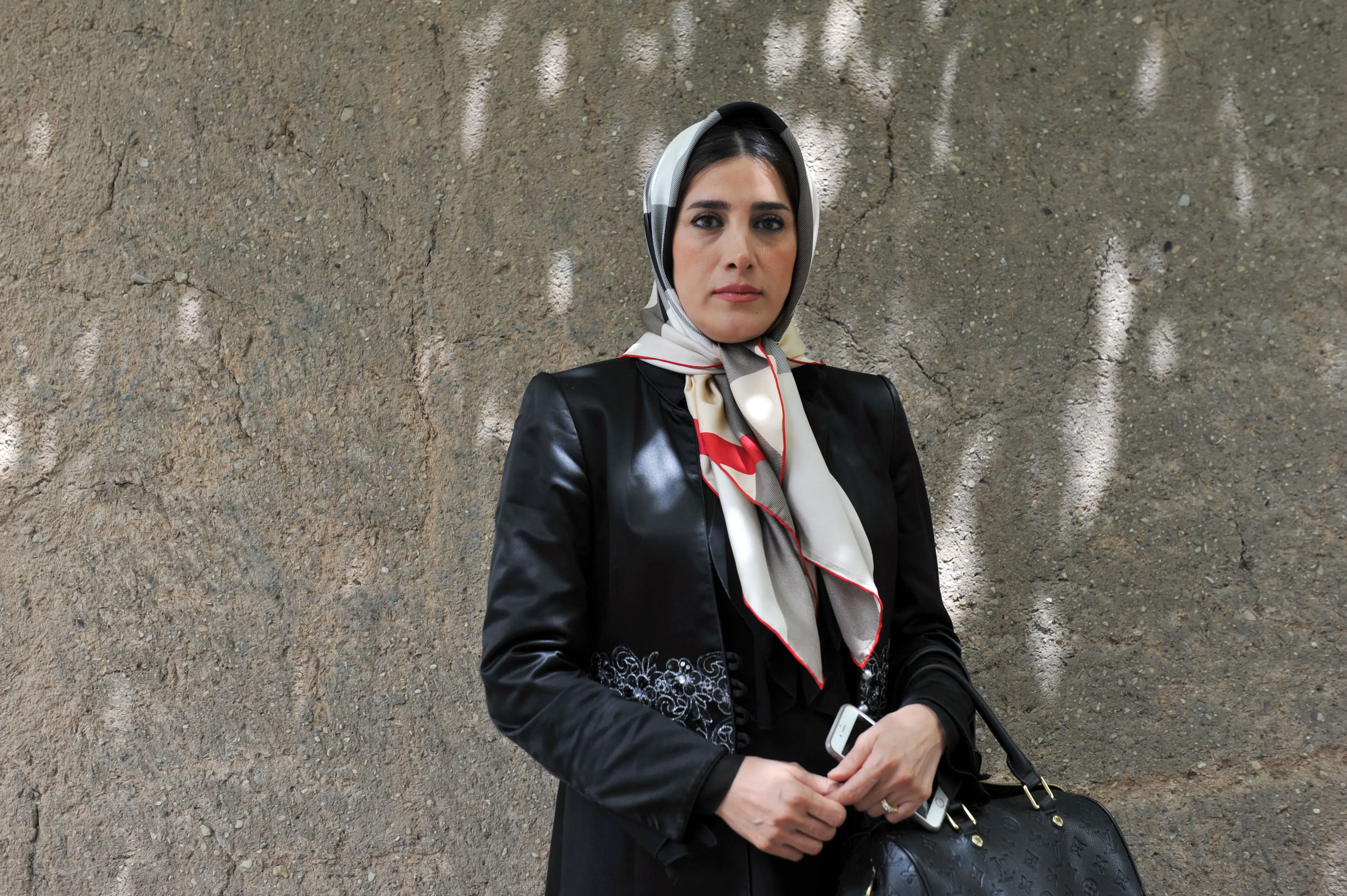 Mahboubeh Kazemi Talks About Taraneh Baran Gallery, Calligraphy Auction