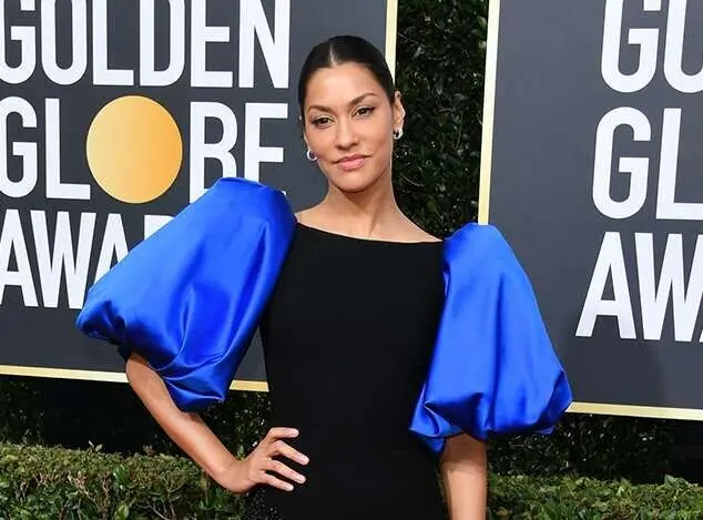 rs_634x1024-200105153833-634-Janina-Gavankar-2020-golden-globes-red-carpet-fashions.ct.010520