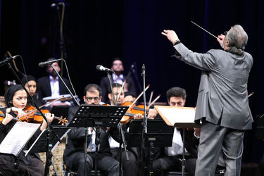 چهارمین روز  جشنواره موسیقی فجر با اجرای ارکستر ملی به رهبری فریدون شهبازیان و خوانندگی علیرضا افتخاری