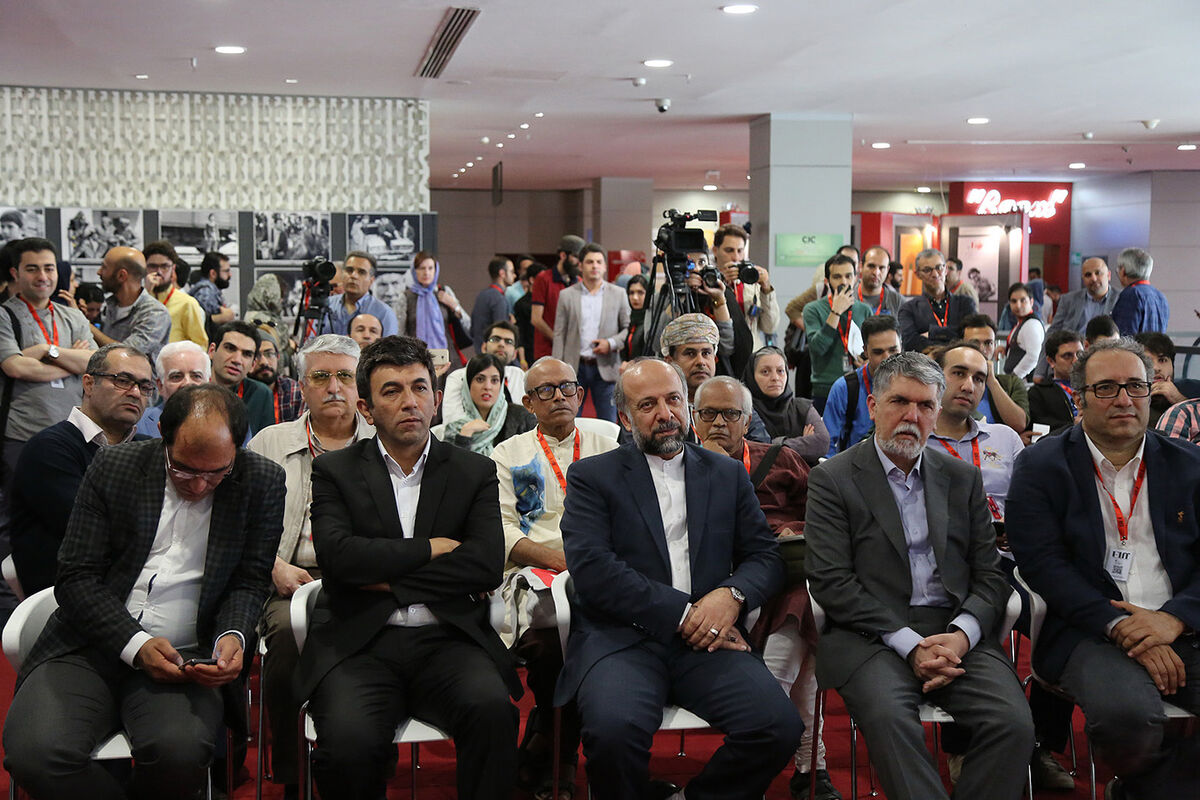 سومین روز سی و ششمین جشنواره جهانی فیلم فجر در پردیس چارسو