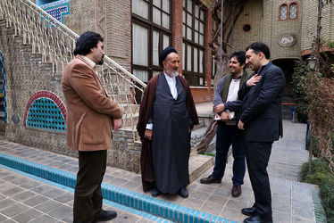 مراسم اهدای لوح به شرکت کنندگان نمایشگاه آینه دار دوران