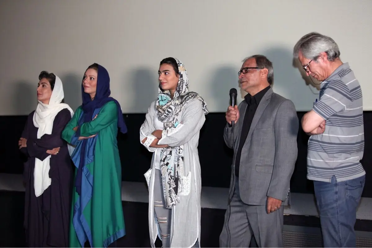اکران  فیلم های 