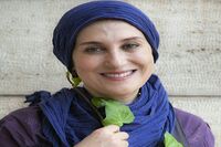 حمله تند کیهان به فاطمه معتمدآریا:پیرزن نمک نشناس! 