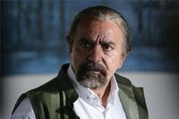 مشت پرویز پرستویی به سوپرمن+ عکس