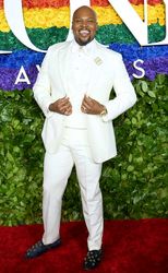 rs_634x1024-190609145819-634-tony-awards-red-carpet-fashions-Michael-James-Scott