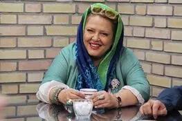 بهاره رهنما باز هم حاشیه ساز شد/  پاسخ همزمان خانم بازیگر و روابط عمومی تئاتر شهرزاد به حواشی