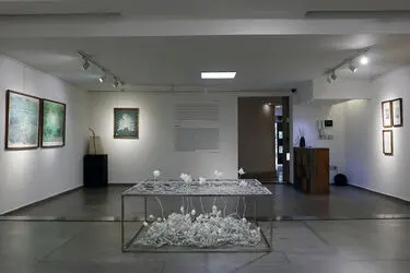 نمایشگاه سترون در گالری مژده