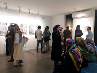 نمایشگاه عکس­‌ های امیر جمشیدی با عنوان «پرتره­‌ های سنگی» در گالری سایه