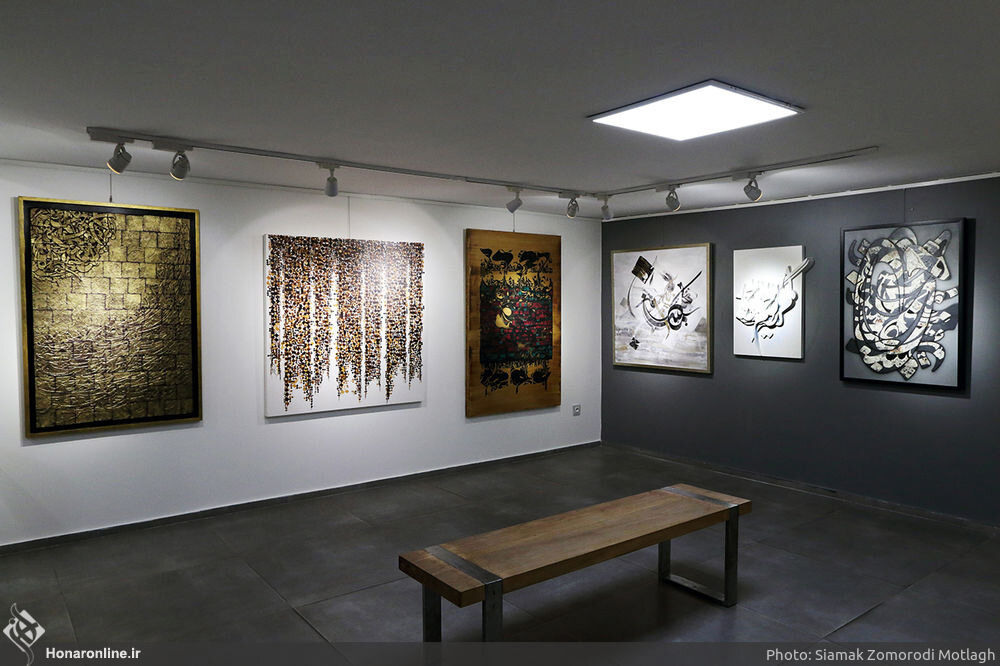 Art galleries in Tehran deserted over coronavirus fears