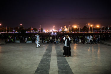 "هزارتوی زمان" و برج آزادی