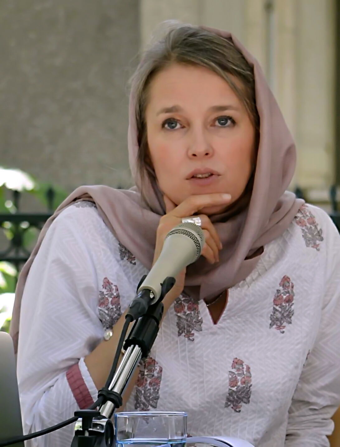 Leili Anvar Appointed Head of Persian Festival in Paris | Iran arts