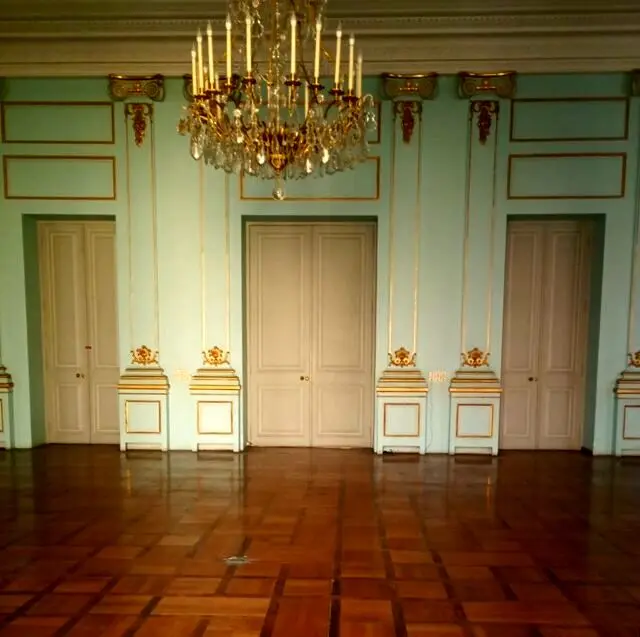 توضیحات مدیر کاخ نیاوران درباره تالارهای خالی