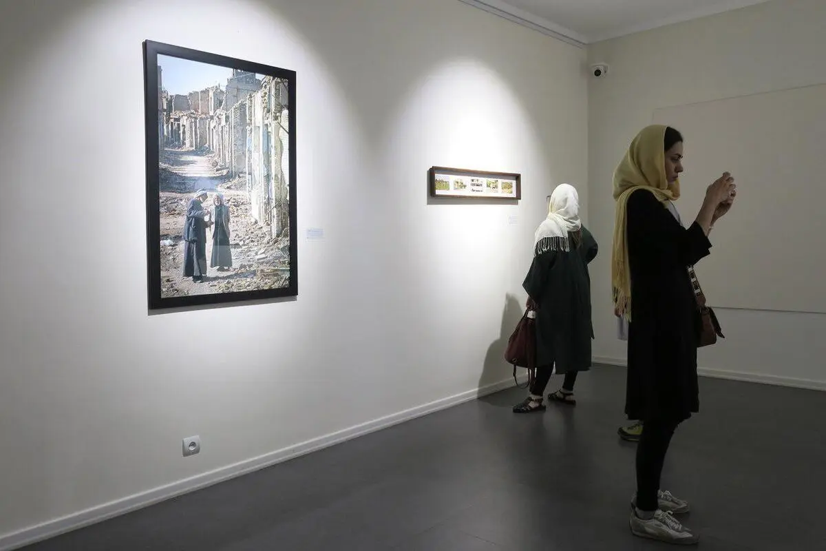 نمایشگاه گروهی عکس و چیدمان 