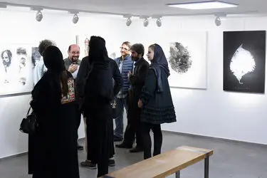 نمایشگاه نقاشی خط طراحی محسن کرمی در گالری مژده