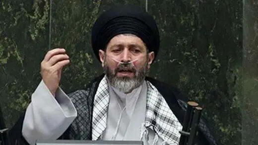 ماجرای کاظم موسوی و ۱۱ کانتینر پیانو و گیتار/ تحلیل جالب رسانه اصلی اصولگرا: آرامش هنرمندان را بر هم نزنید/ جامعه را دو قطبی نکنید/ شاید موسوی پازلی از یک بازی بود!