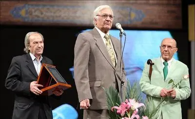 Tar Virtuoso Houshang Zarif Dies at 81