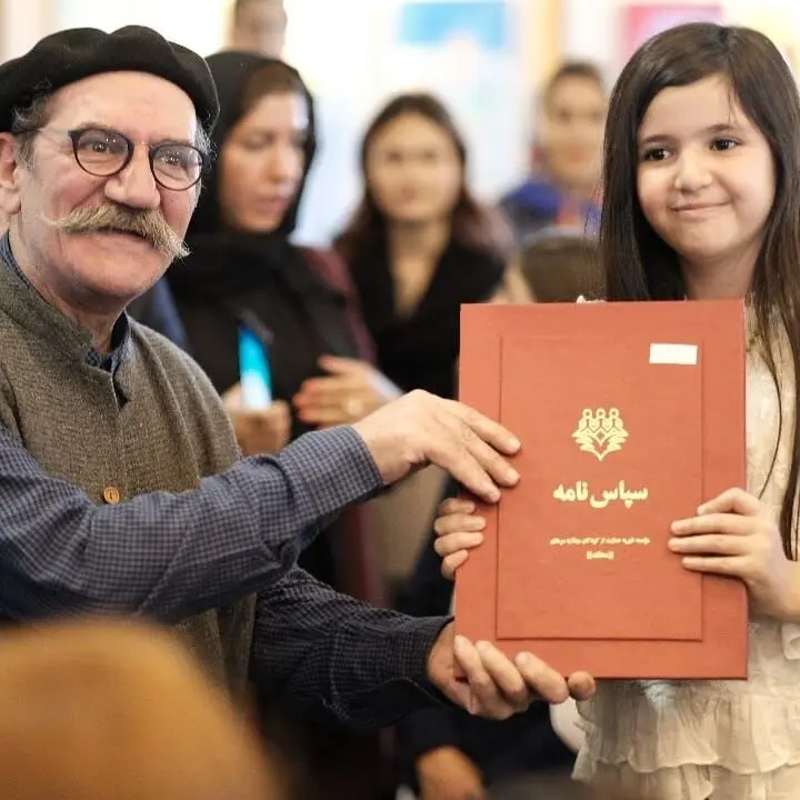 نمایشگاه نقاشی69 هنرجوی کودک در حمایت از کودکان مبتلا به سرطان محک