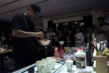 Live Painting Performance at Saless Gallery in Tehran with Vesta Color Support