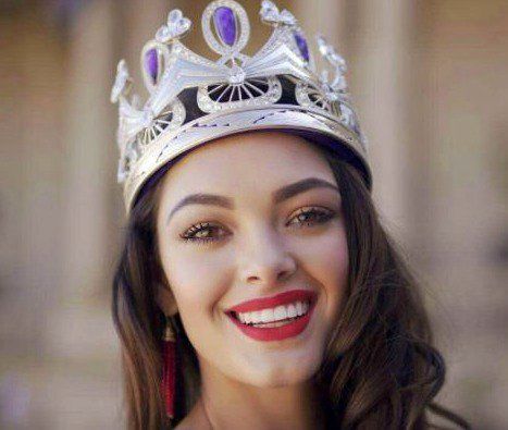 Demi_Leigh_Nel_Peters_Miss_SA_2017_crown.width-800
