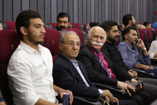 اکران فیلم "ایکس لارج" در سینما آستارا تجریش