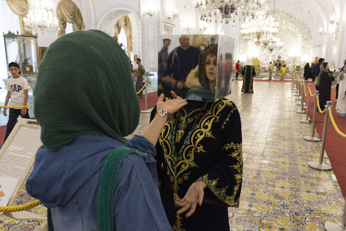 اجرای پرفورمنس 