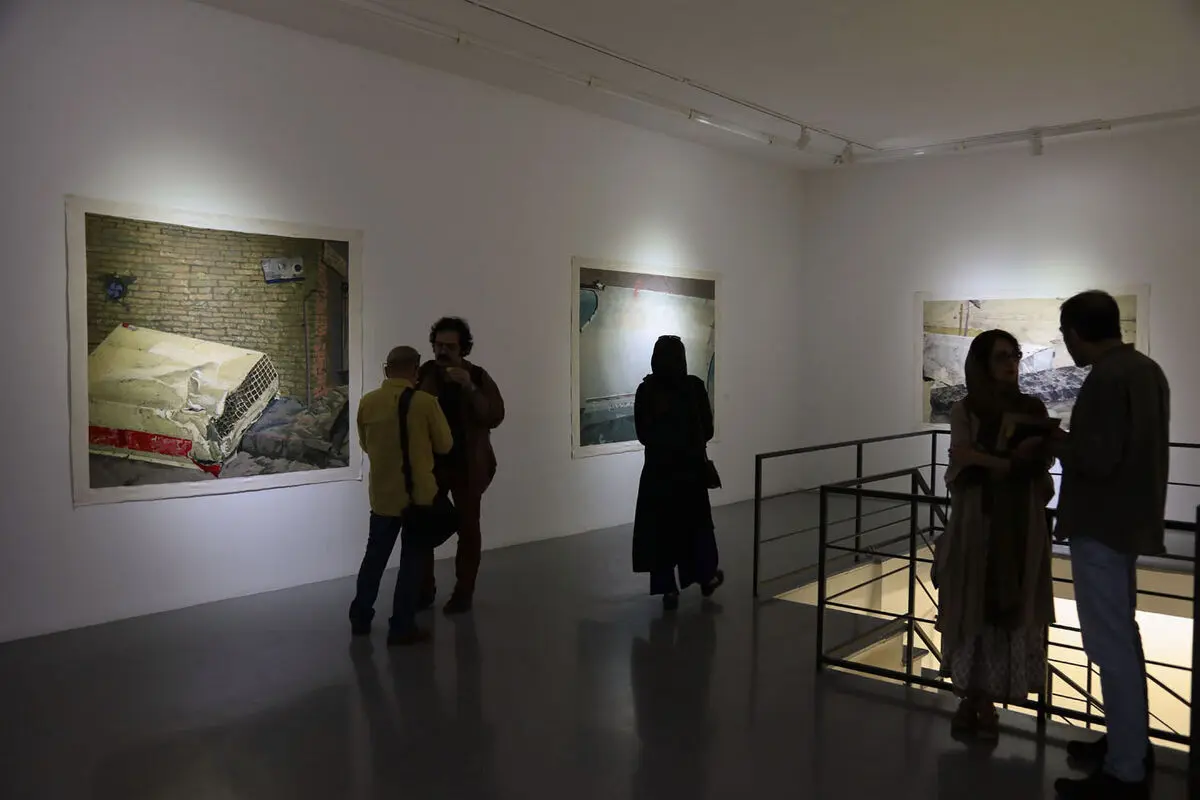 نمایشگاه نقاشی بیژن اخگر در گالری اعتماد نگارستان
