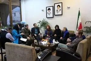 European theater execs visit Tehran