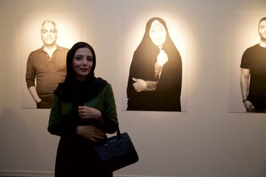 نمایشگاه ویدئوها و هنر مفهومی بهاره افشاری در گالری آریانا