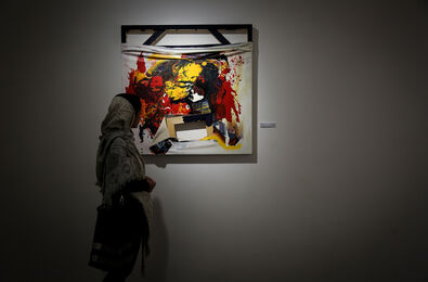 وقتی ابزار کار مهم‌تر از اثر هنری می‌شود/ تصاویری از  نمایشگاه آثار جواد وطن‌دوست در گالری سایه